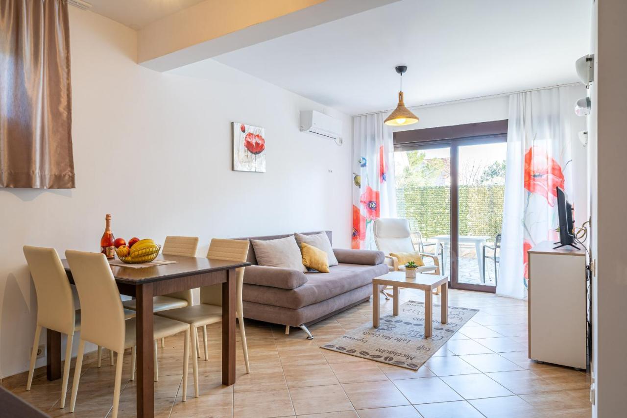 Apartments Svetlana Tivat Zewnętrze zdjęcie