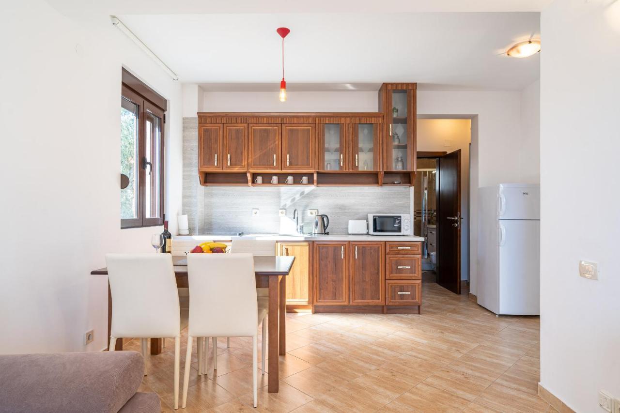 Apartments Svetlana Tivat Zewnętrze zdjęcie