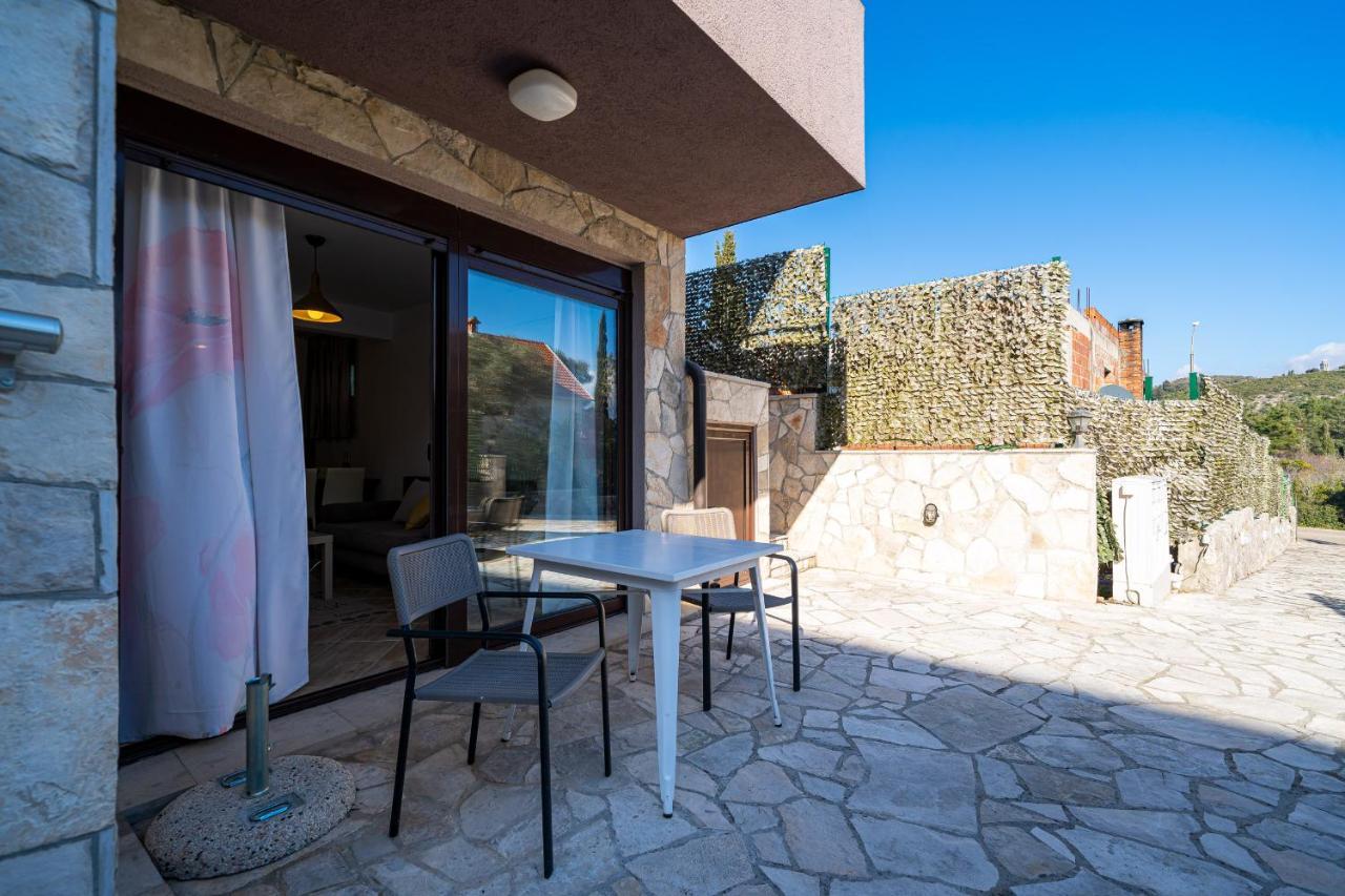 Apartments Svetlana Tivat Zewnętrze zdjęcie