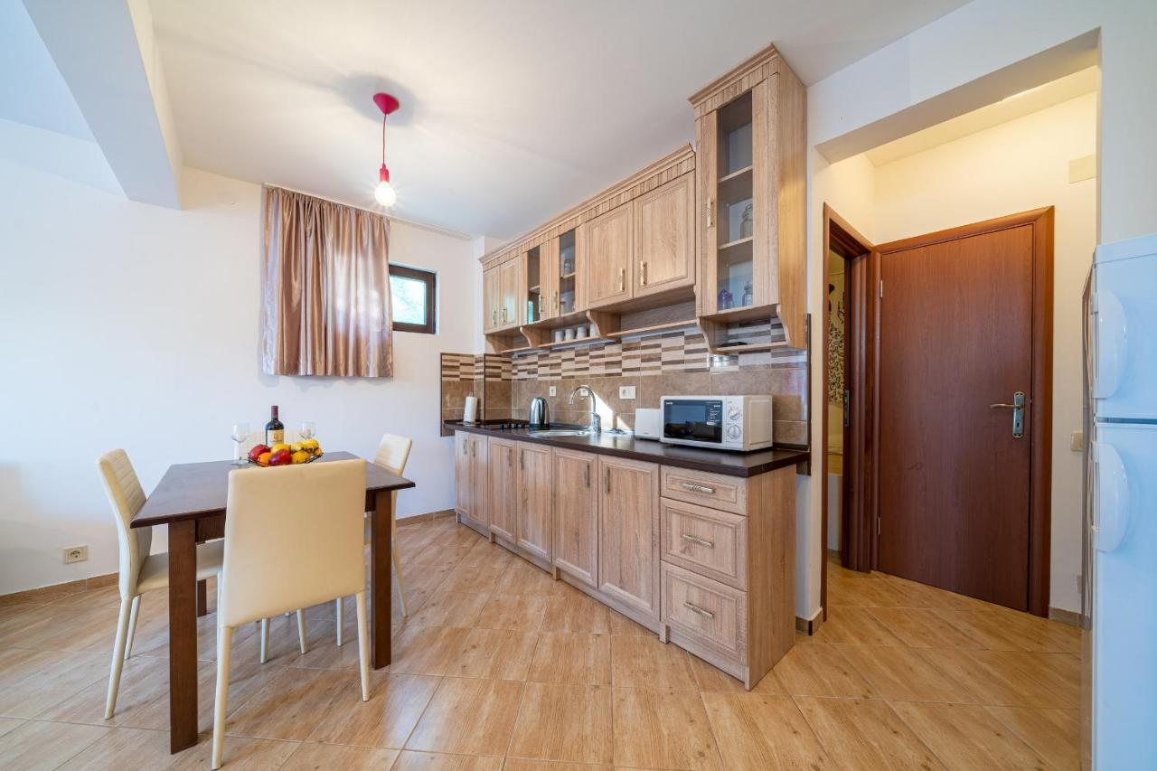 Apartments Svetlana Tivat Zewnętrze zdjęcie