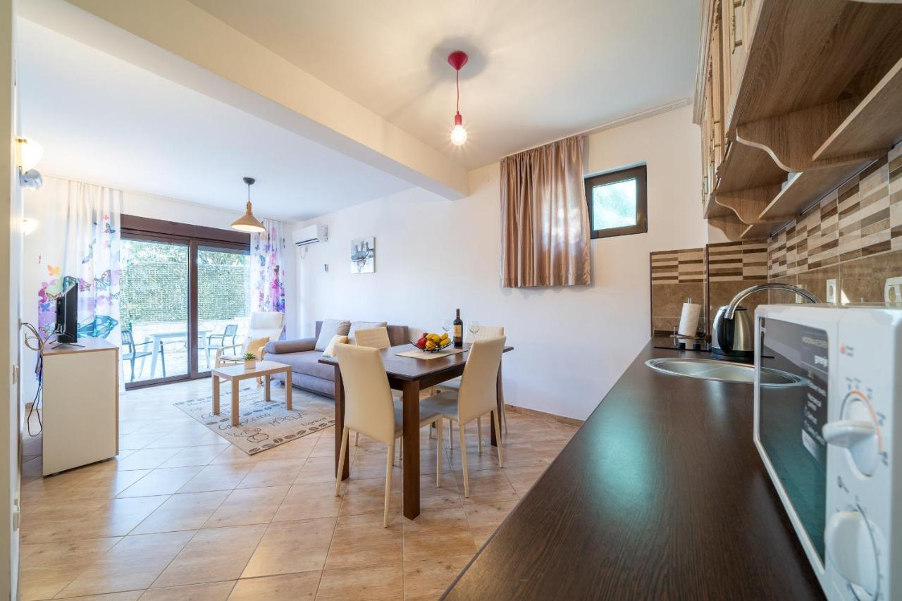 Apartments Svetlana Tivat Zewnętrze zdjęcie