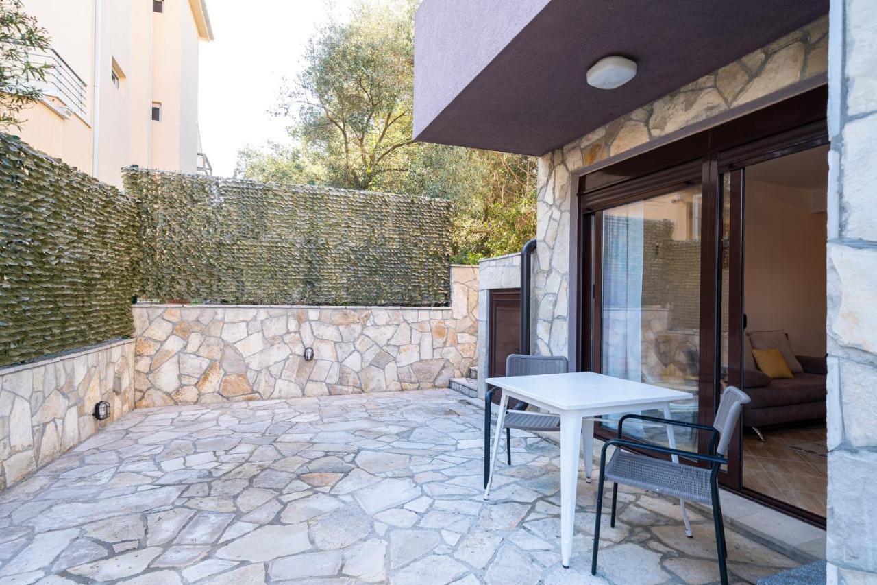 Apartments Svetlana Tivat Zewnętrze zdjęcie