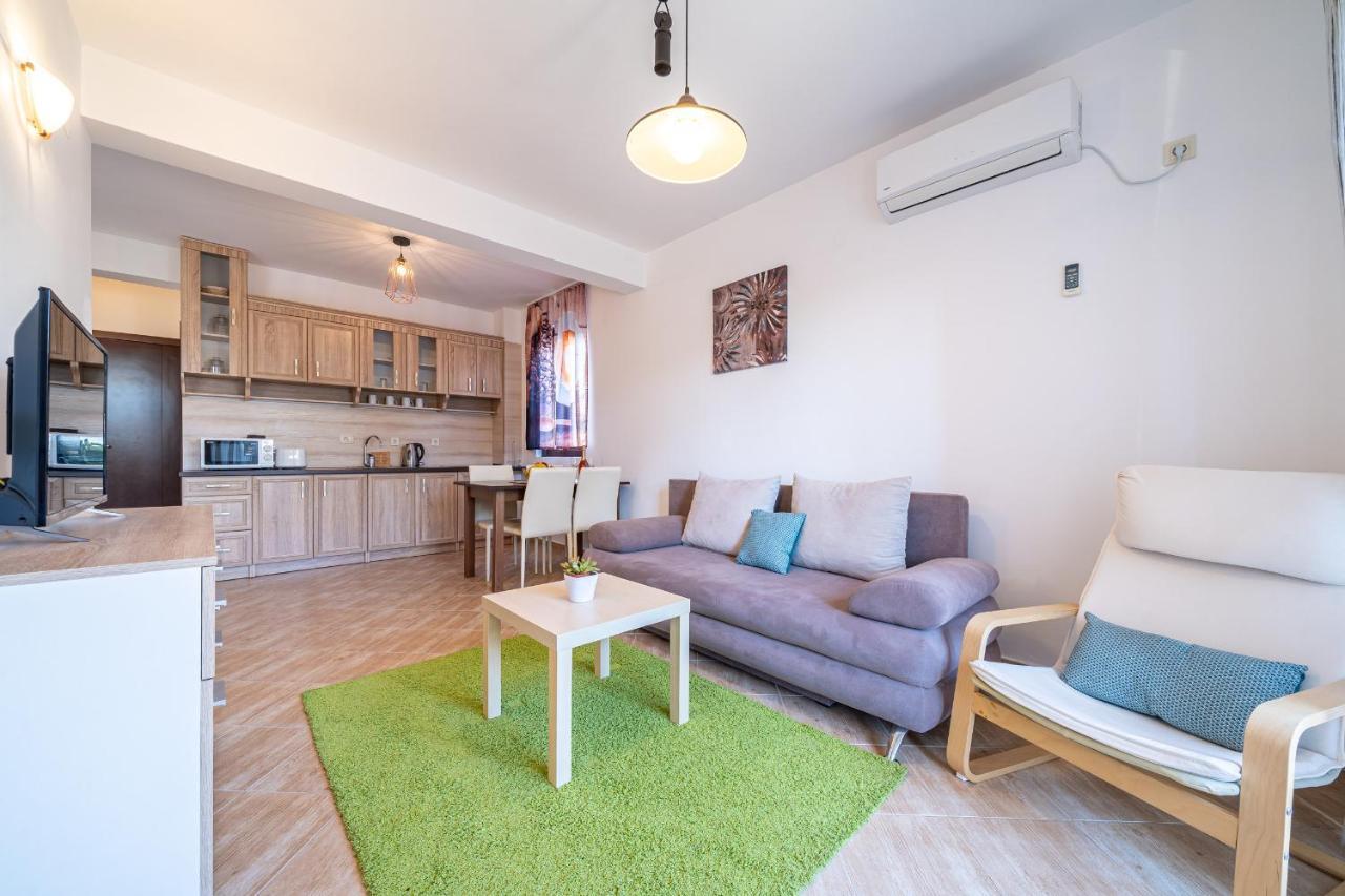 Apartments Svetlana Tivat Zewnętrze zdjęcie