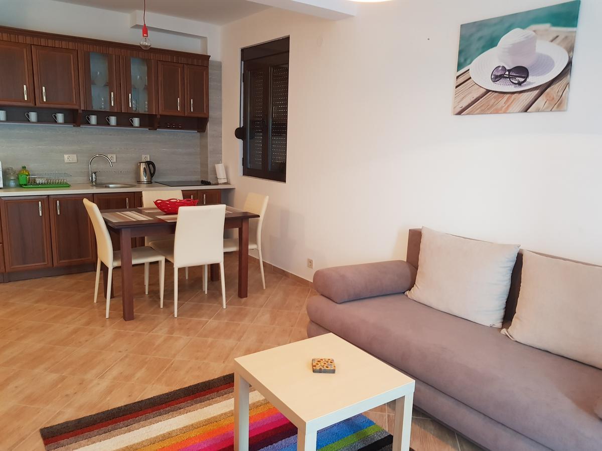 Apartments Svetlana Tivat Zewnętrze zdjęcie